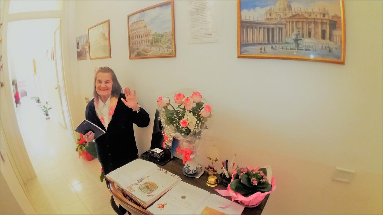 Bed and Breakfast Walkincenter Rzym Zewnętrze zdjęcie