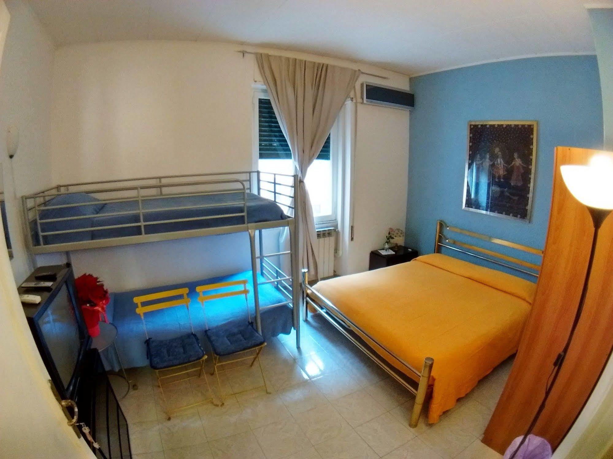 Bed and Breakfast Walkincenter Rzym Zewnętrze zdjęcie